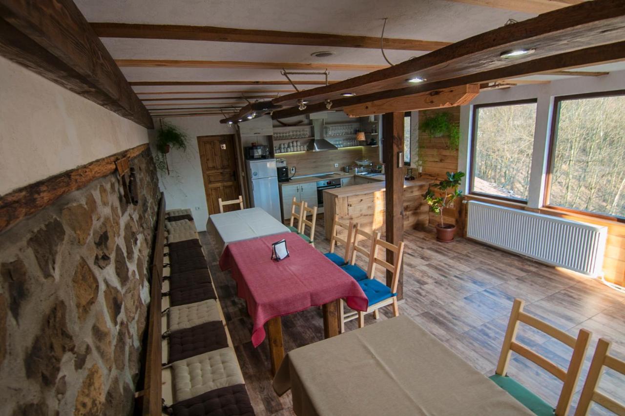 Guest House Kandaferi 2 엘레나 외부 사진