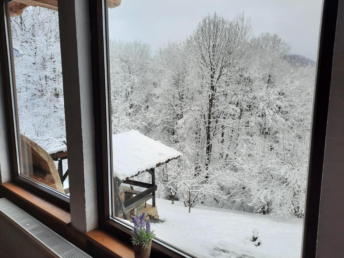 Guest House Kandaferi 2 엘레나 외부 사진