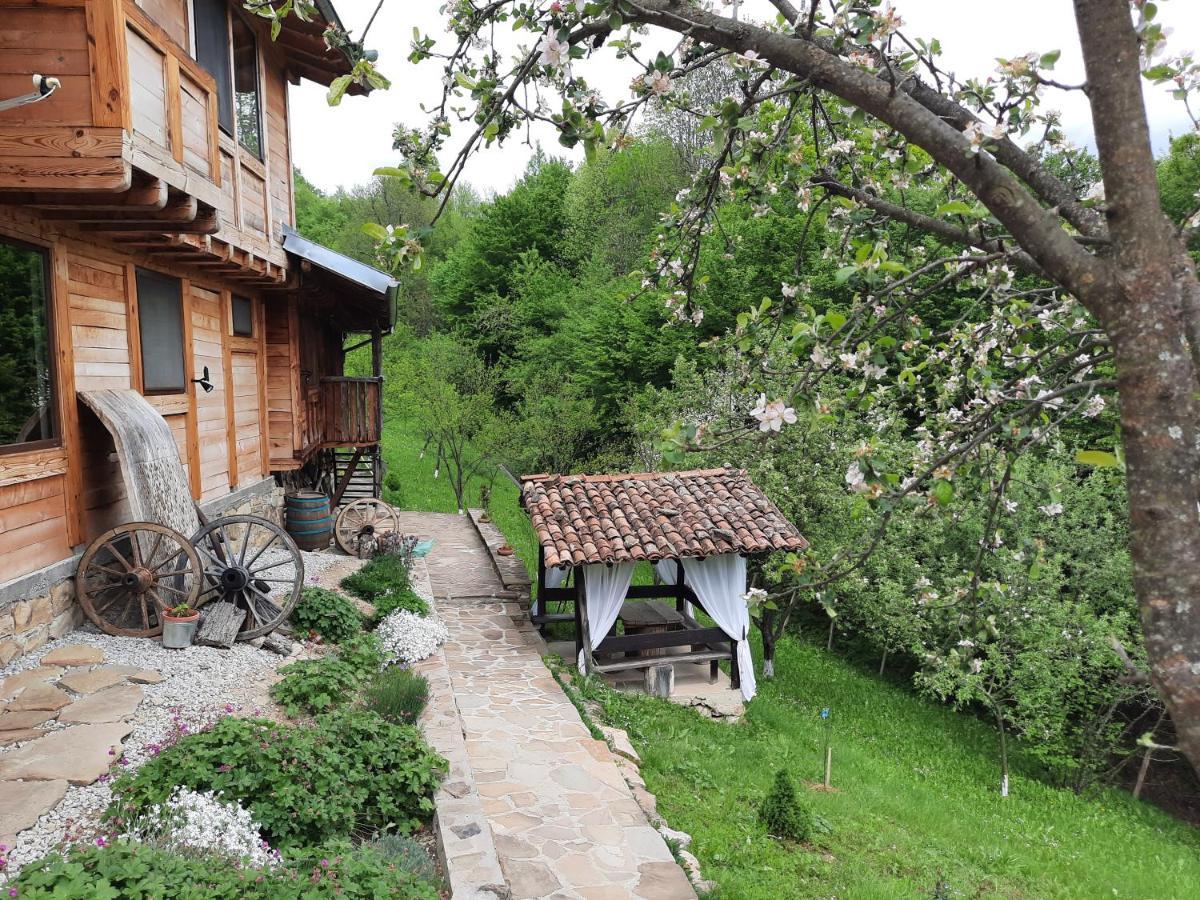 Guest House Kandaferi 2 엘레나 외부 사진