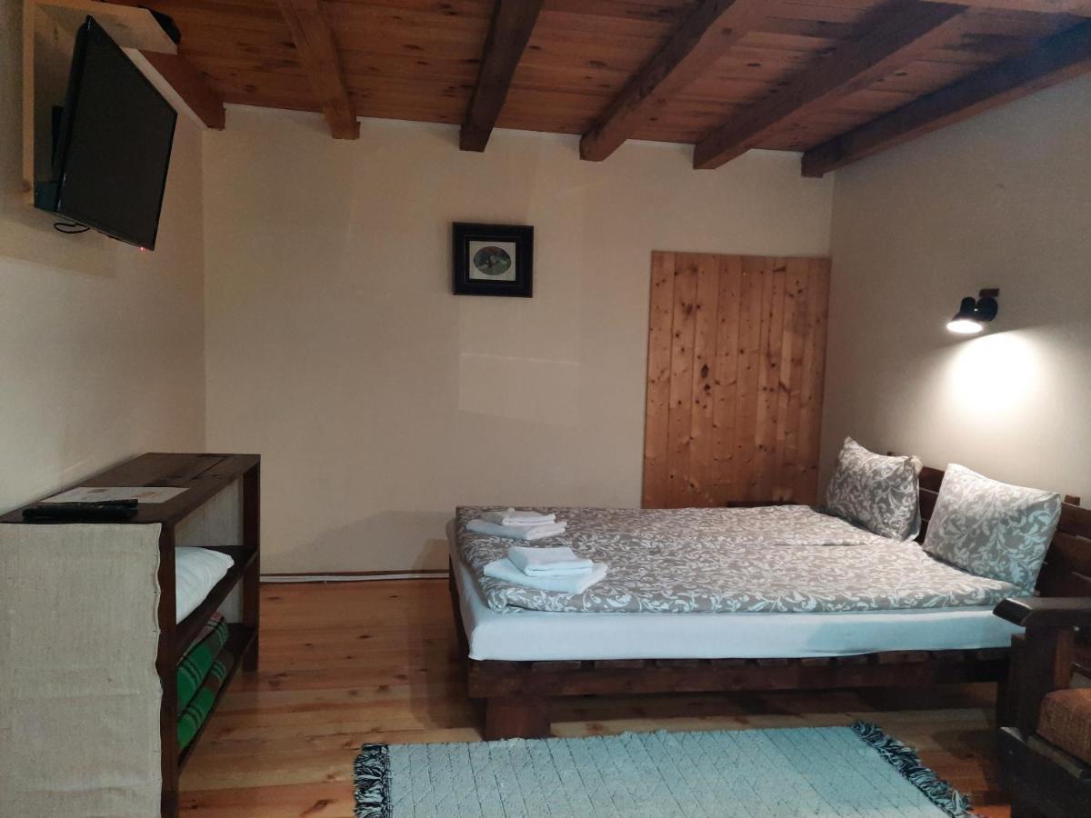 Guest House Kandaferi 2 엘레나 외부 사진