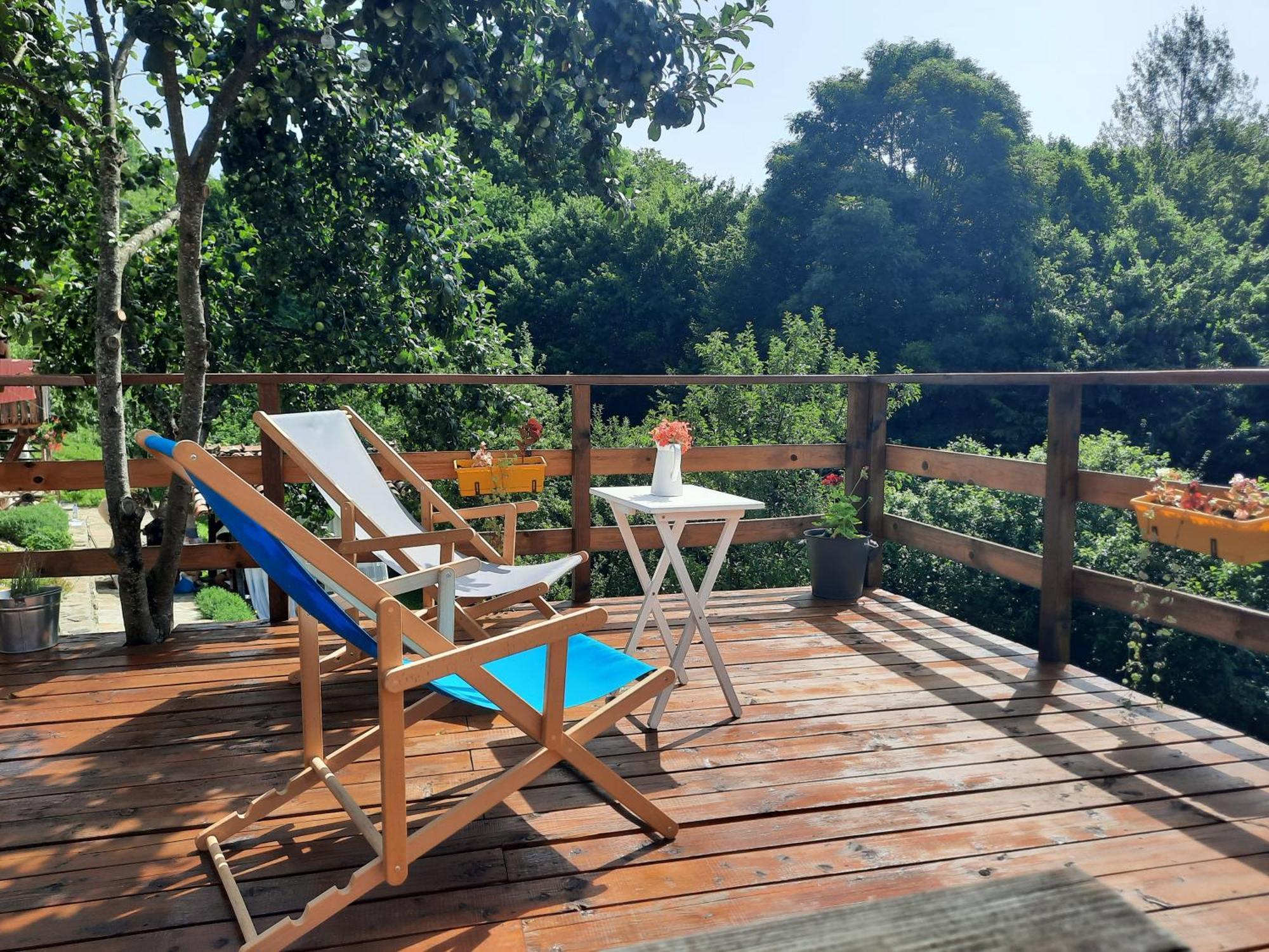 Guest House Kandaferi 2 엘레나 외부 사진